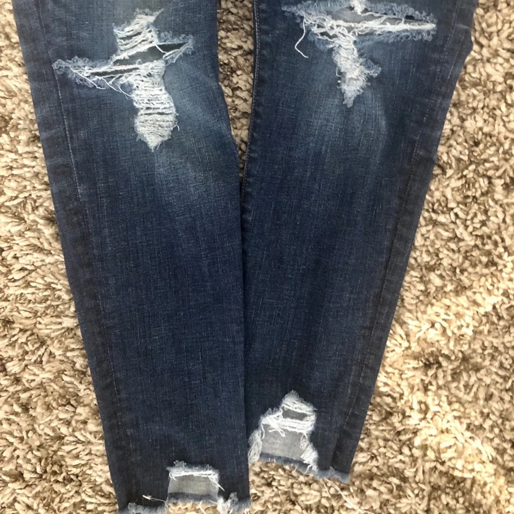 Madewell 9in High Rise Distressed Skinny, 32R - Picture 2 of 7